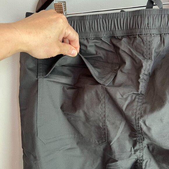 prAna Men's Double Peak E-Waist Everyday Hiking Short  XL/ 8"L in Charcoal Gray - Picture 5 of 9